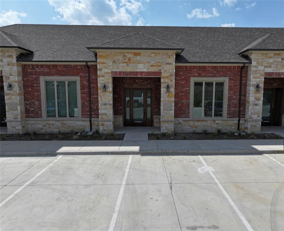Rare Find with Stabilized Cash Flow & Future Appreciation in Frisco

An exceptional opportunity for passive income, this commercial office unit in The Offices at Stonebrook Crossing is leased to State Farm Insurance through 2027, generating a 6% annual return with immediate positive cash flow. Strategically located within Frisco's North Platinum Corridor, the property benefits from unparalleled visibility at a high-traffic intersection (Stonebrook Parkway: 18,362 VPD, FM 423: 57,457 VPD in 2022) and superior access to major thoroughfares including the Dallas North Tollway and Sam Rayburn Tollway. Its prime setting in Frisco's thriving market is complemented by extensive surrounding retail, dining, and professional amenities. This is a secure, income-producing asset in a high-growth area.
