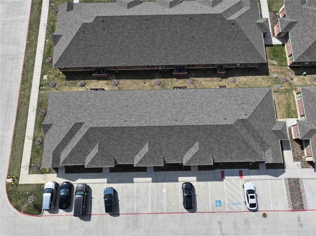 THE OFFICES AT STONEBROOK CROSSING - Commercial Sale