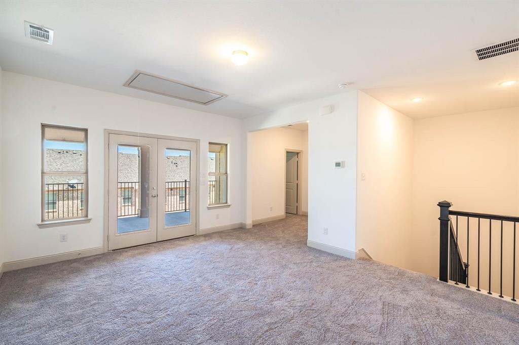 Gables At Ohio - Residential Lease