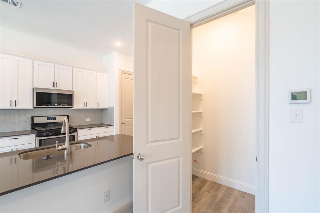 Gables At Ohio - Residential Lease