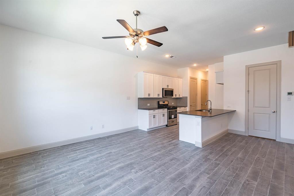 Gables At Ohio - Residential Lease