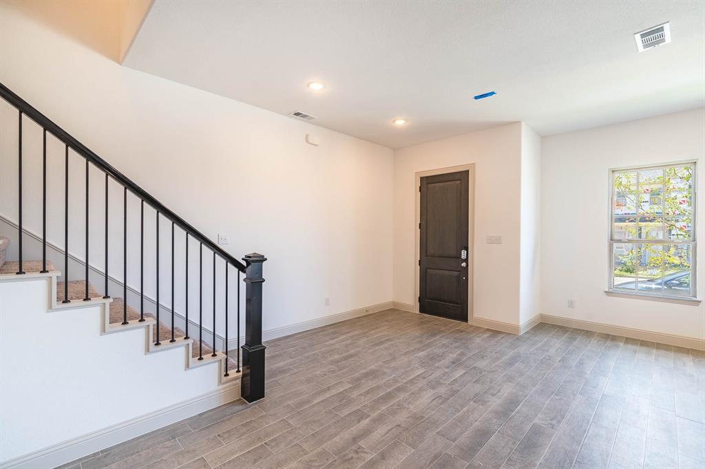 Gables At Ohio - Residential Lease