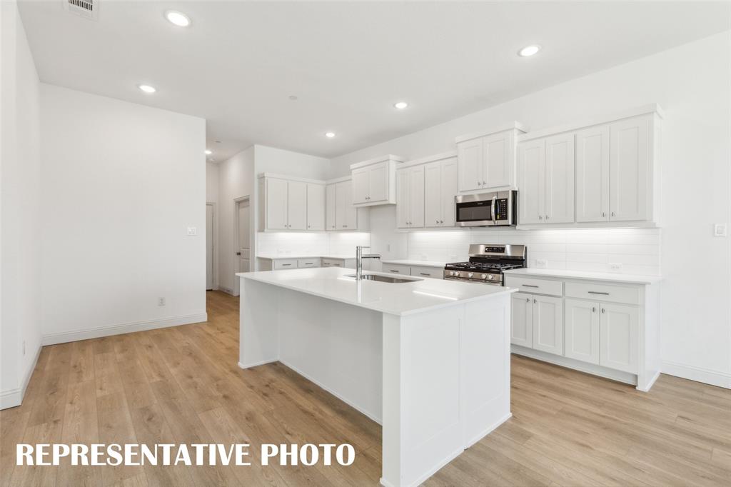 Twin Creeks Watters Townhomes - Residential
