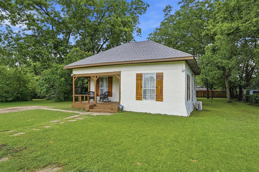 Elliotts W Add - Residential