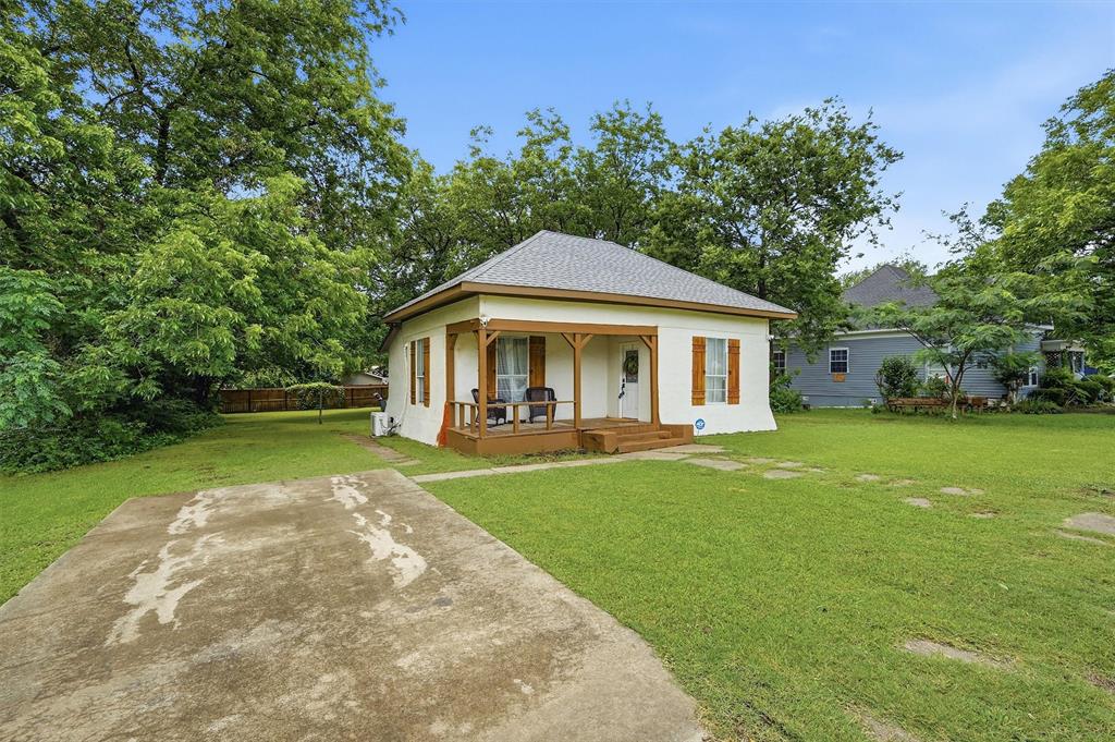Elliotts W Add - Residential