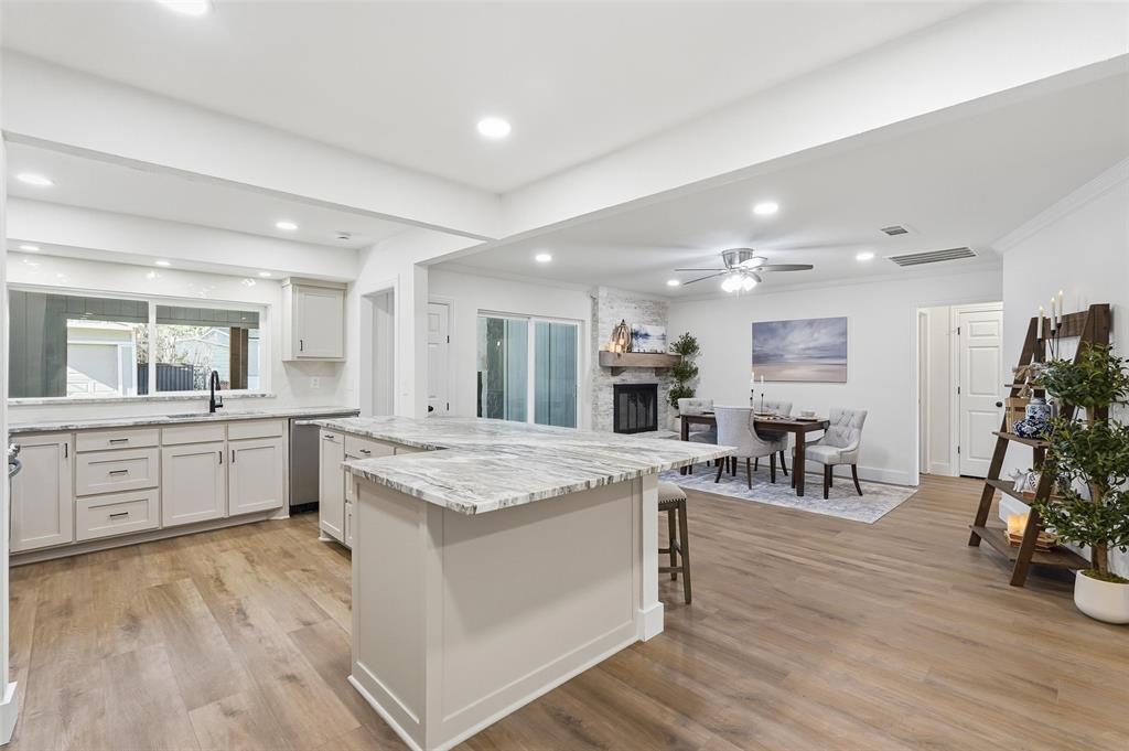 Brinwood Shores Add Sec B - Residential
