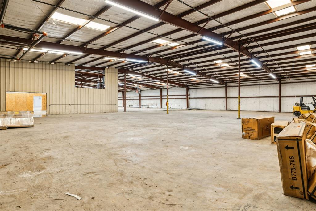 Link International Add - Commercial Sale