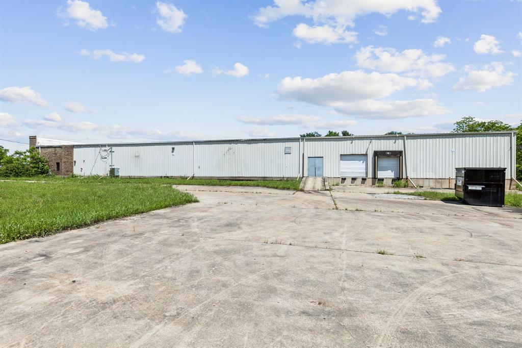 Link International Add - Commercial Sale