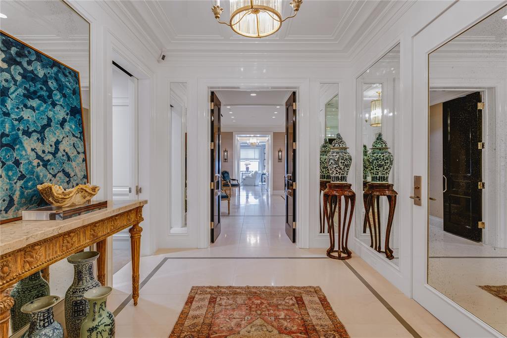 Residences at The Stoneleigh - Residential