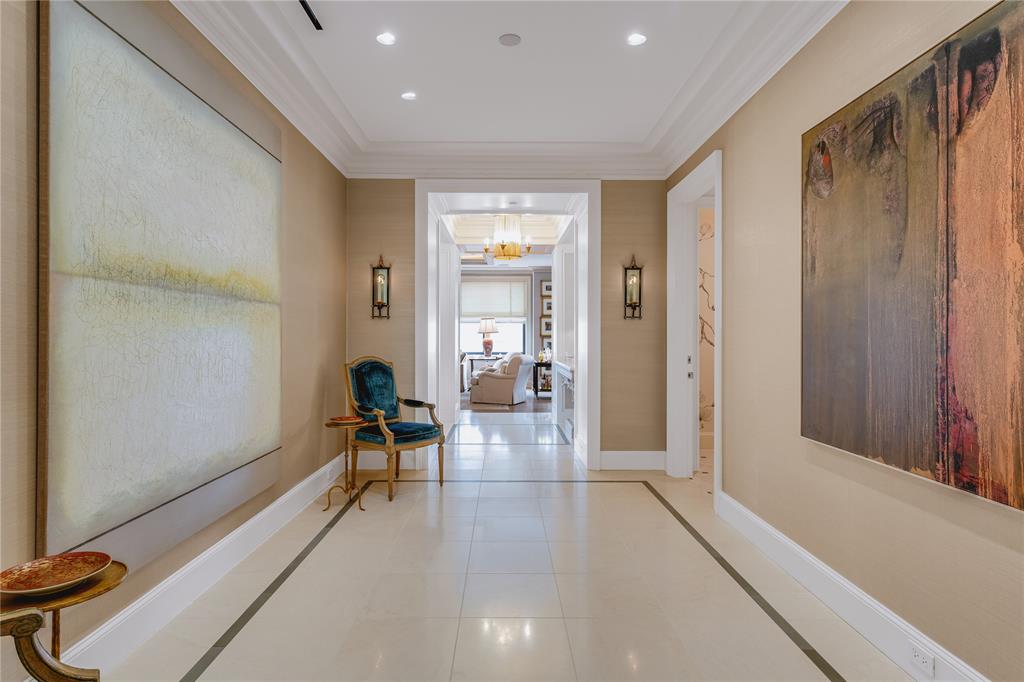 Residences at The Stoneleigh - Residential