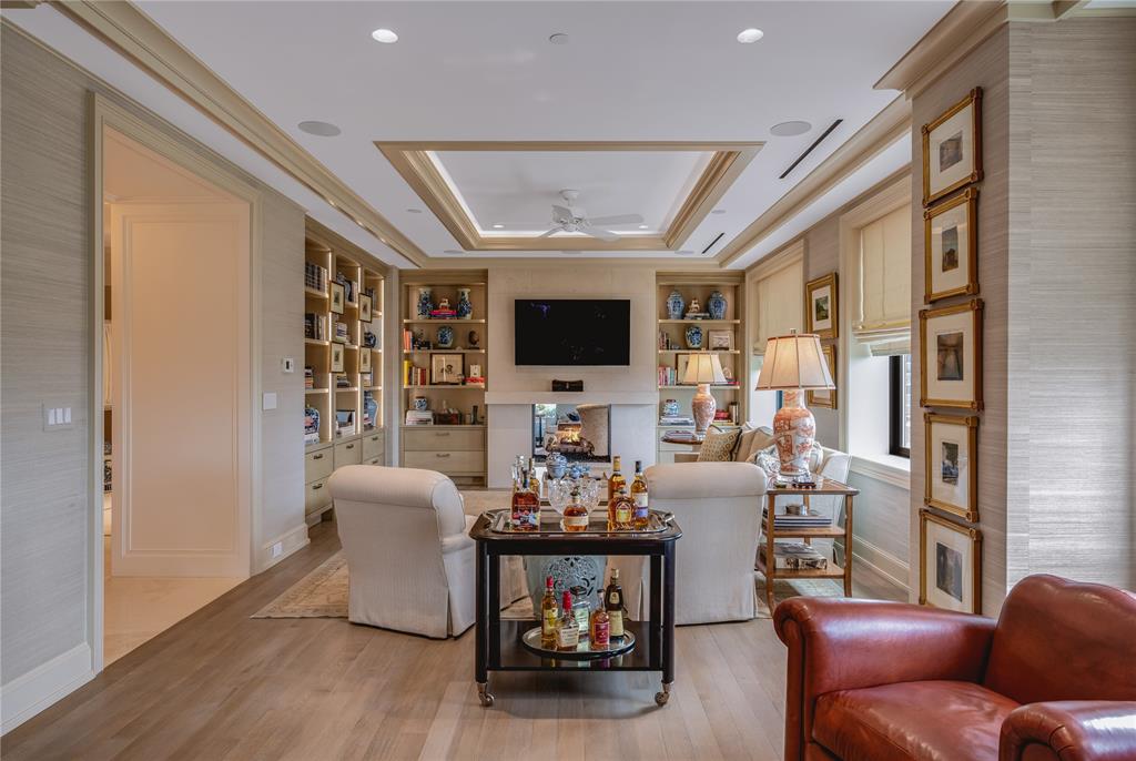 Residences at The Stoneleigh - Residential