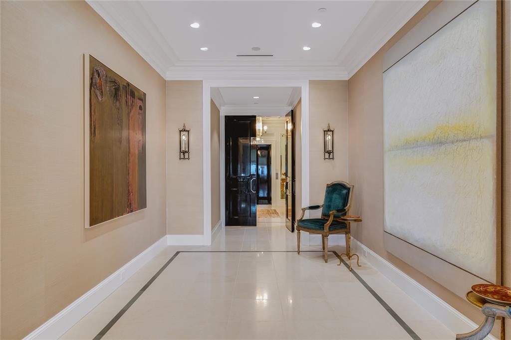 Residences at The Stoneleigh - Residential