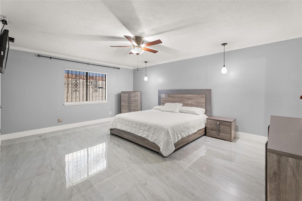 Briarwood Estate - Residential