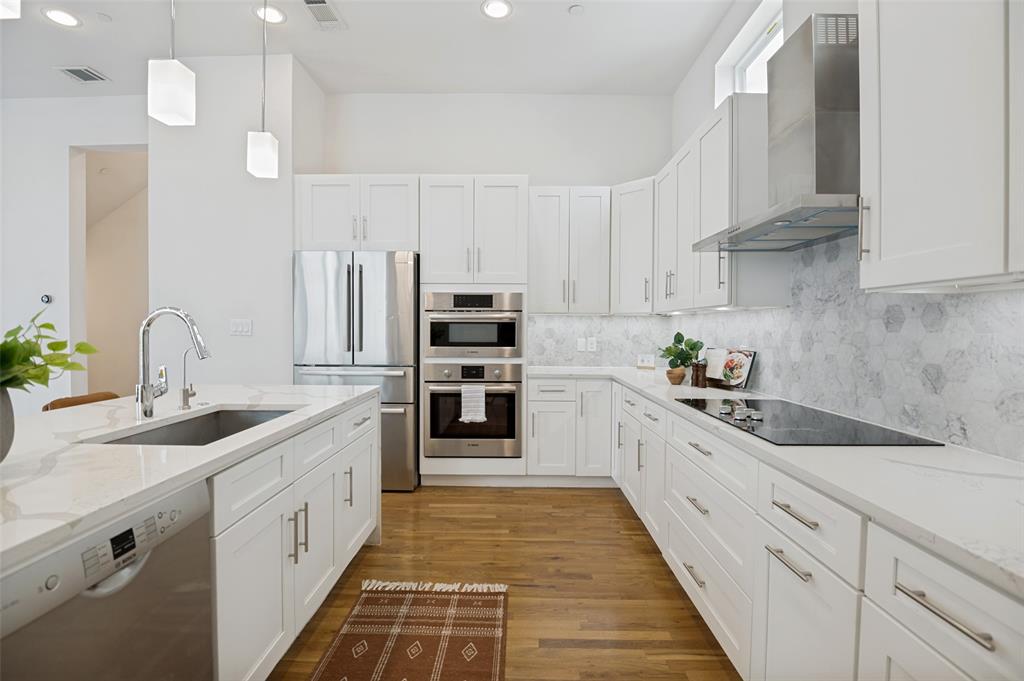 CADDO PARK CONDOMINIUM - Residential