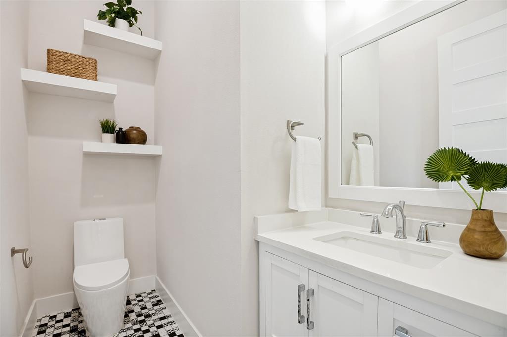 CADDO PARK CONDOMINIUM - Residential