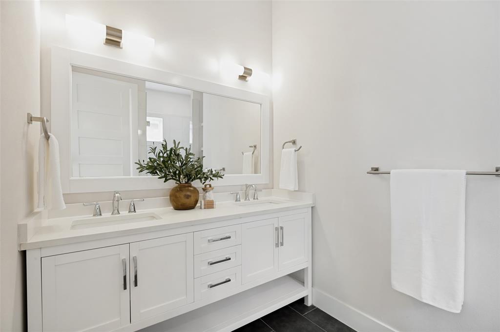 CADDO PARK CONDOMINIUM - Residential