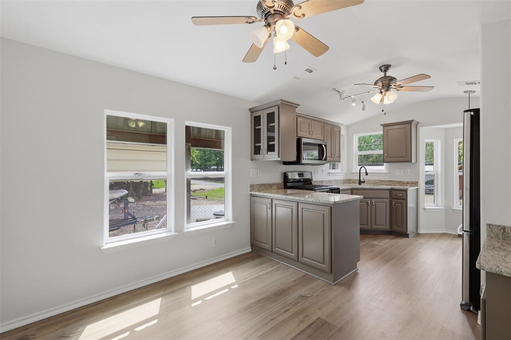 White Oak Shores - Residential
