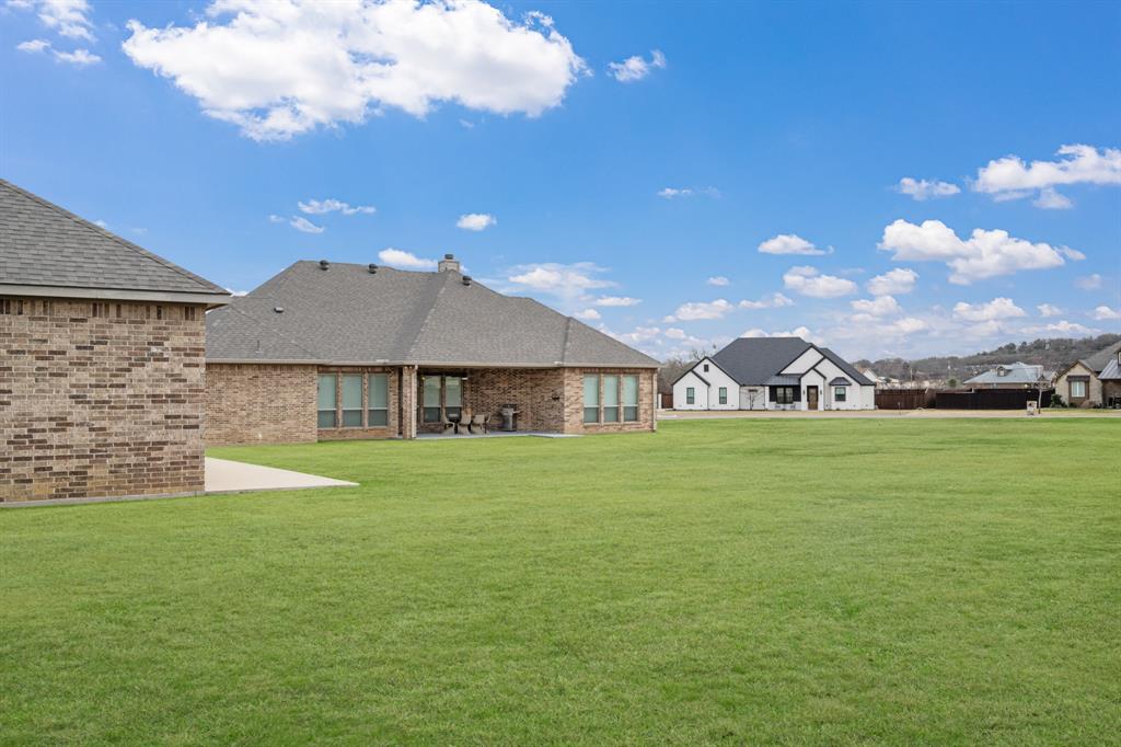 COUNTRY HILL ESTATES-CHRISWOOD - Residential