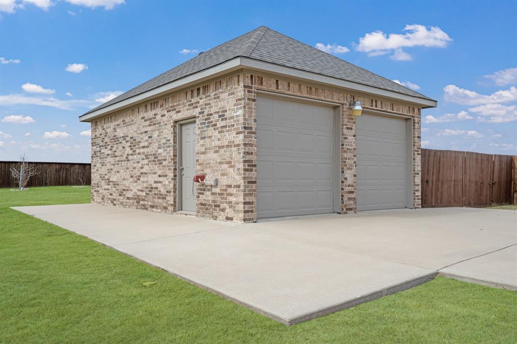 COUNTRY HILL ESTATES-CHRISWOOD - Residential