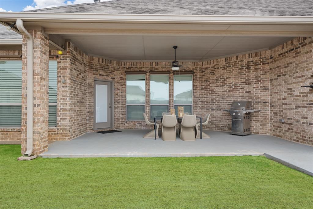 COUNTRY HILL ESTATES-CHRISWOOD - Residential