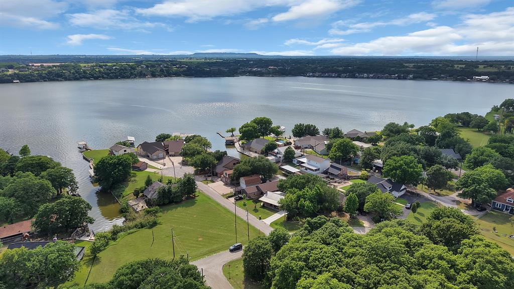Blue Water Shores - Residential