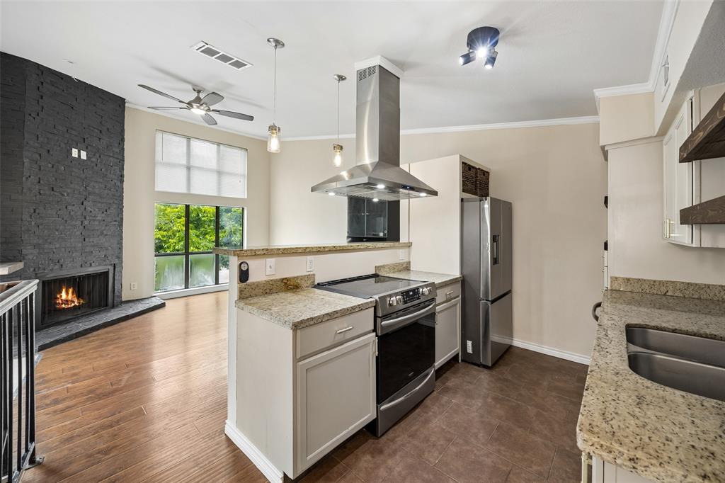 Ridge Condos - Residential