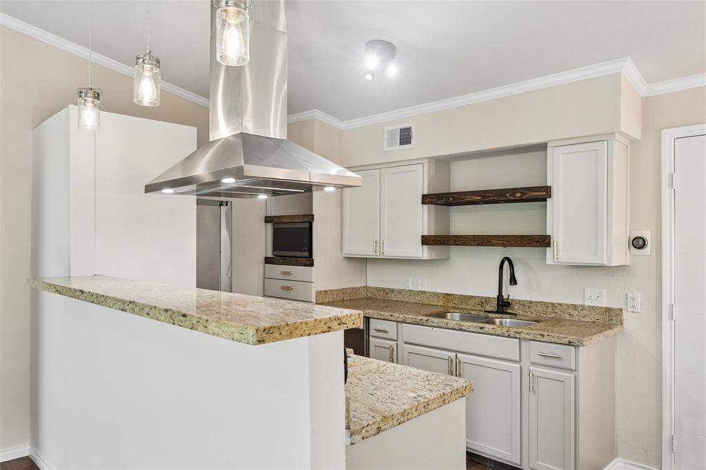 Ridge Condos - Residential