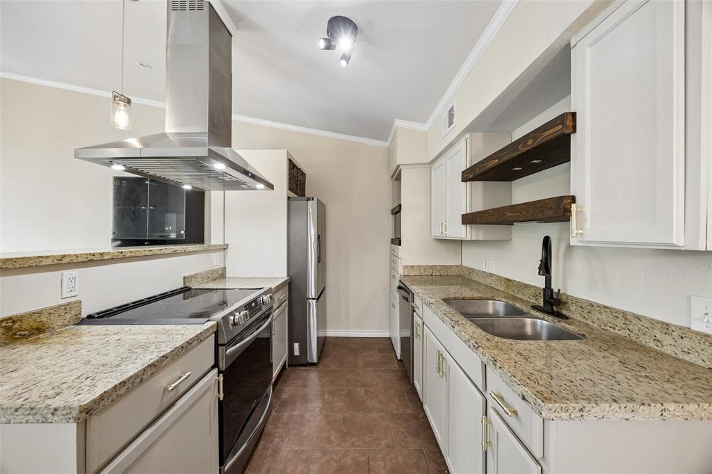 Ridge Condos - Residential