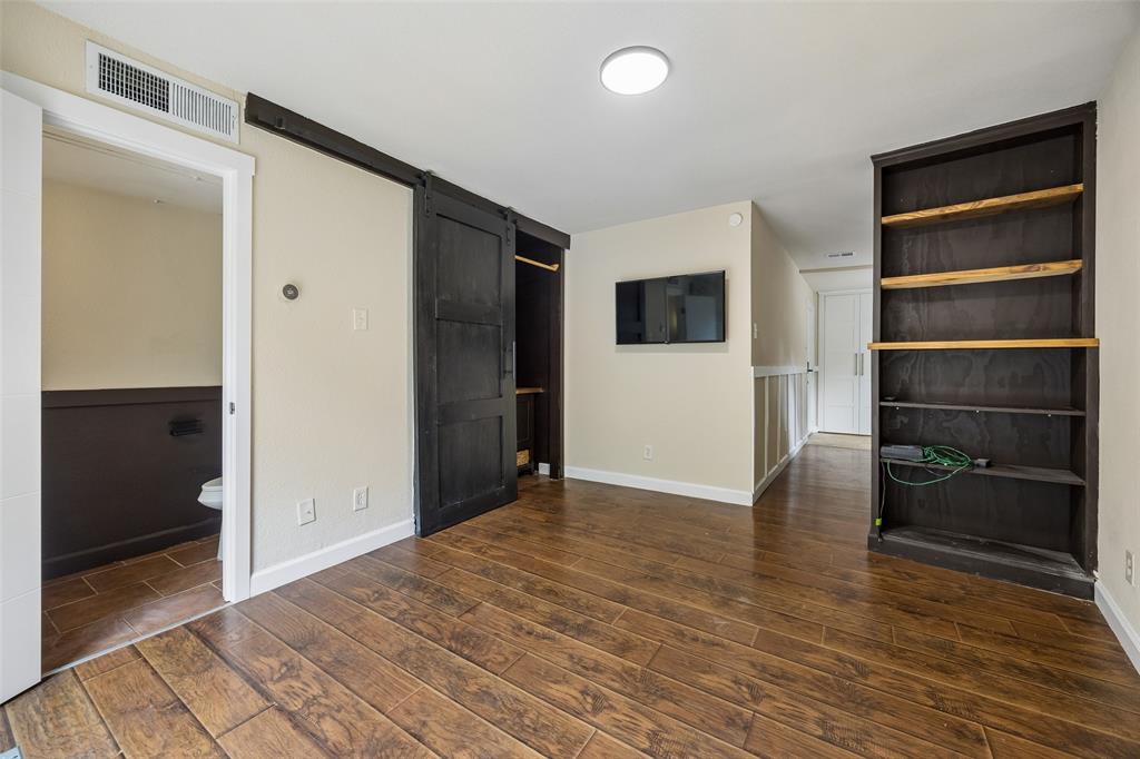 Ridge Condos - Residential