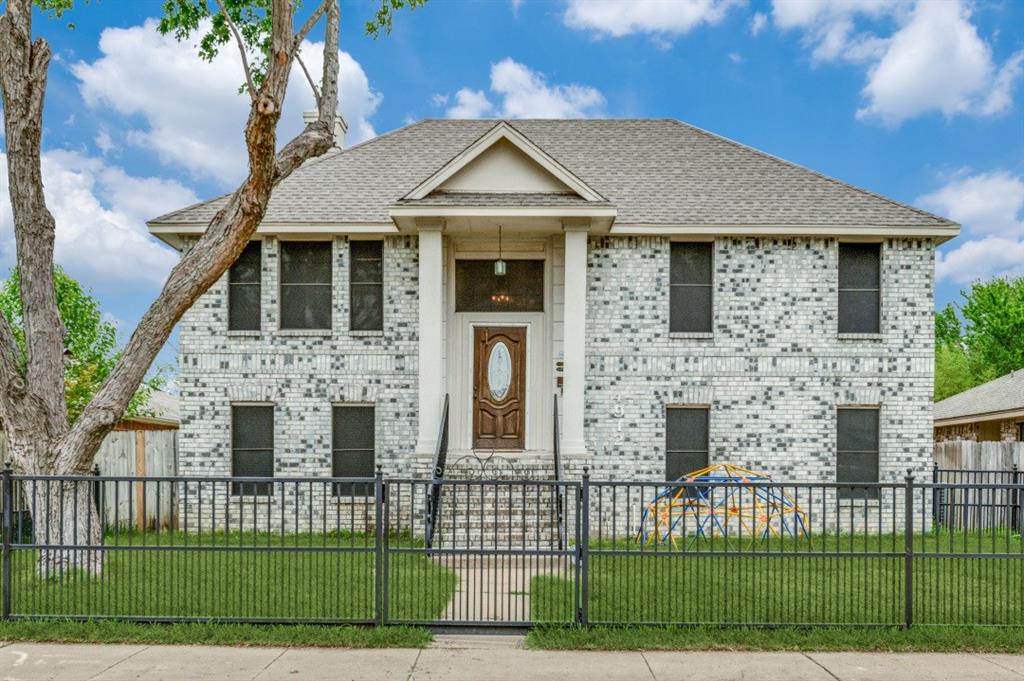 Whispering Cedars 02 - Residential