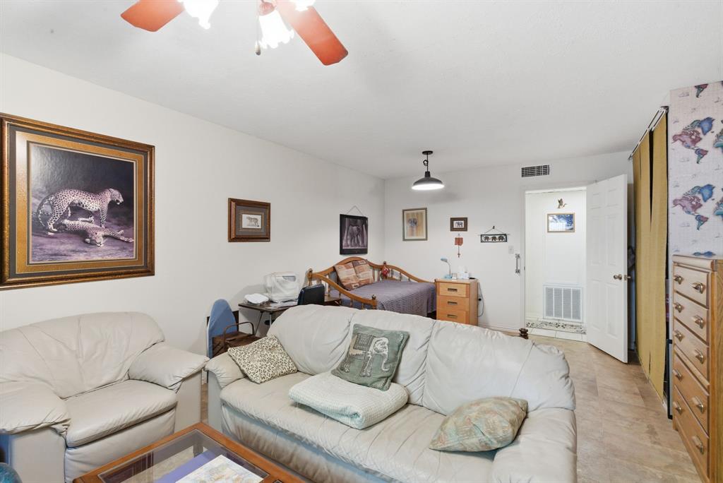 HILL COUNTRY SEC 1 - Residential