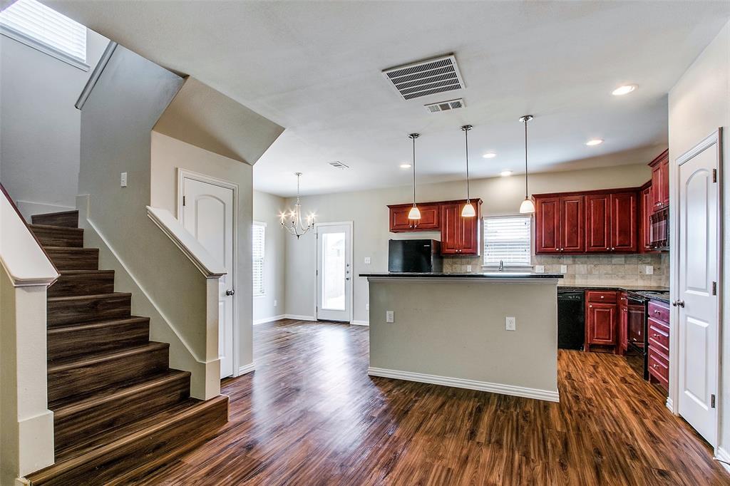 Sanger Circle Ph 3 - Residential Income