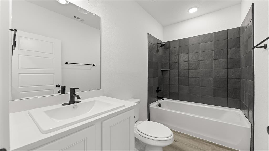 Sheppard's Place - Residential