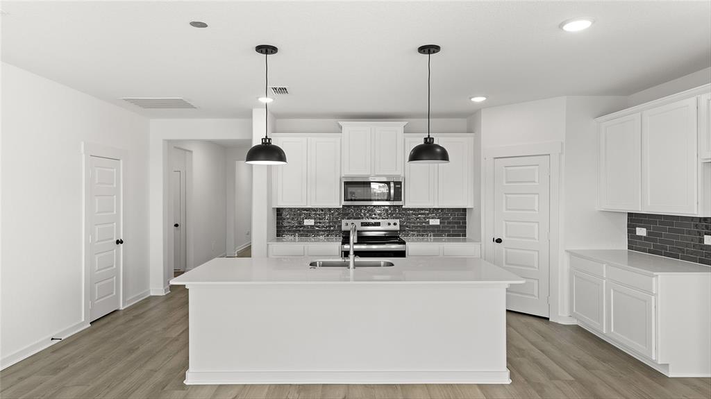 Sheppard's Place - Residential