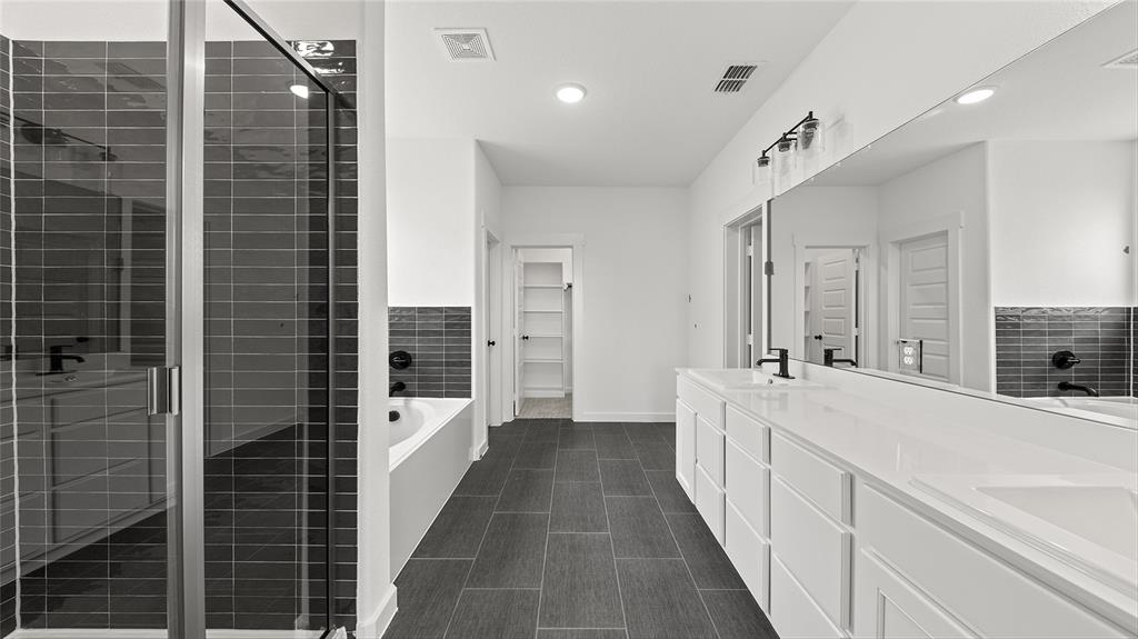 Sheppard's Place - Residential