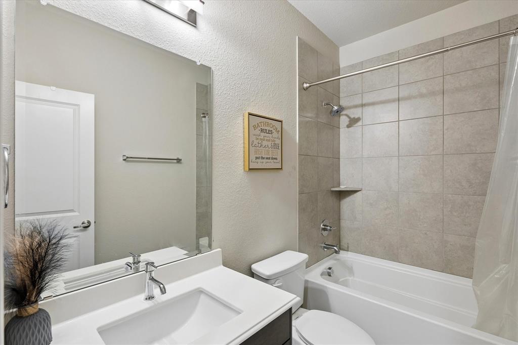 Hulen Trails - Residential