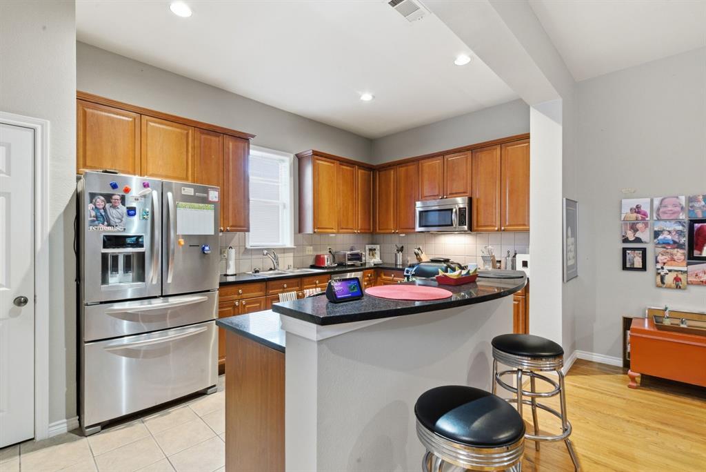 Ridglea Place - Residential