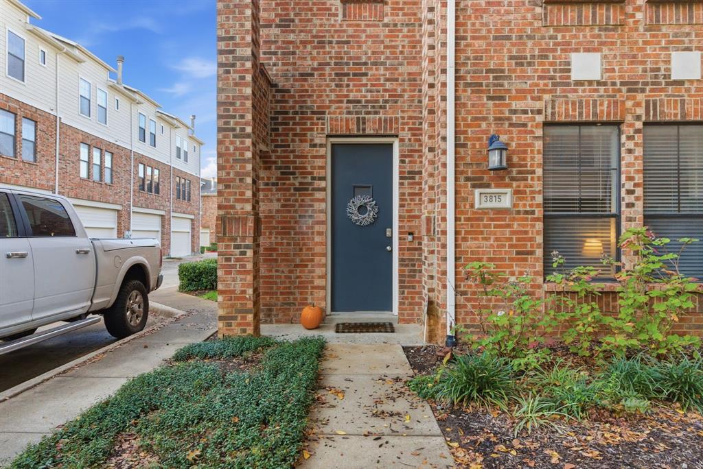 Ridglea Place - Residential