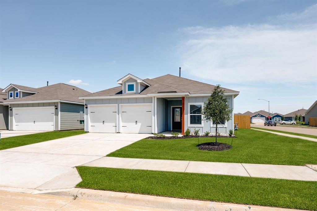 Make first impressions count with this beautiful, new-construction home in Fort Worth. This single-story, three-bedroom, two-bath home is bursting with character. The heart of the home is open to the family room and dining room, creating the ideal entertainment area. The master suite is the perfect place to retreat to, with peaceful backyard views, an en-suite bathroom and a walk-in closet. Homebuyers will appreciate the array of stunning upgrades that come included with the home. Granite countertops, energy-efficient kitchen appliances, luxury vinyl-plank flooring, a Wi-Fi-enabled garage door opener and many more are included at no extra cost to you!
