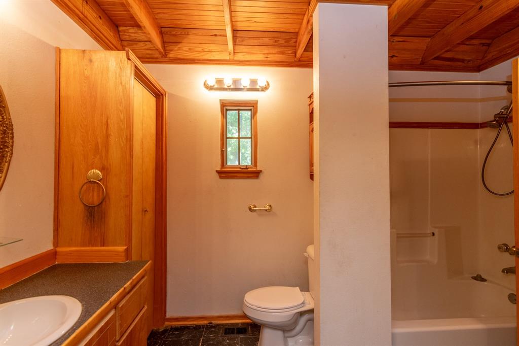 Snug Harbor - Residential