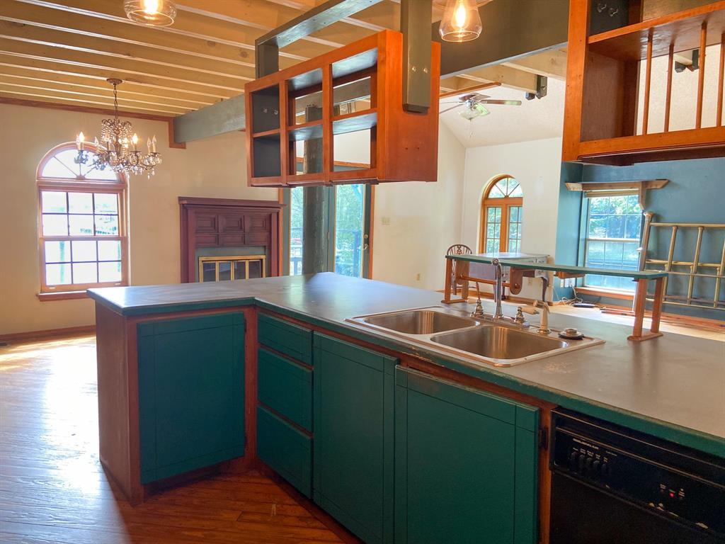 Snug Harbor - Residential