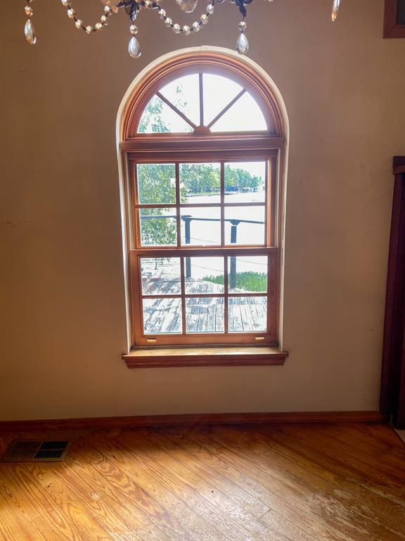 Snug Harbor - Residential