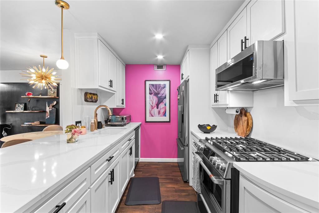 Twenty-One Turtle Creek Condos - Residential