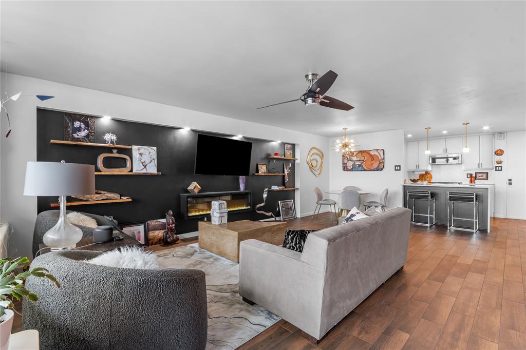 Twenty-One Turtle Creek Condos - Residential