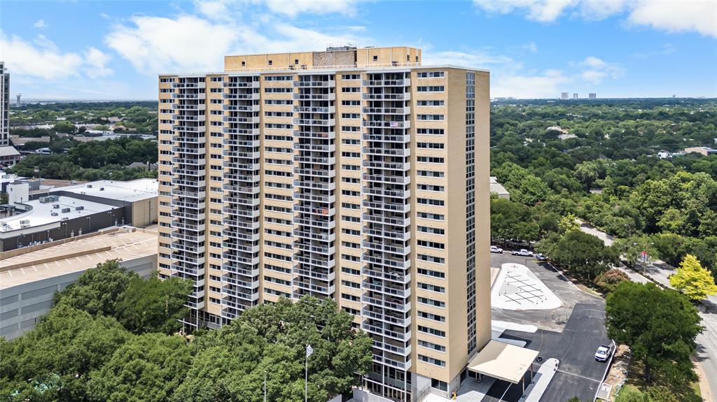 Twenty-One Turtle Creek Condos - Residential
