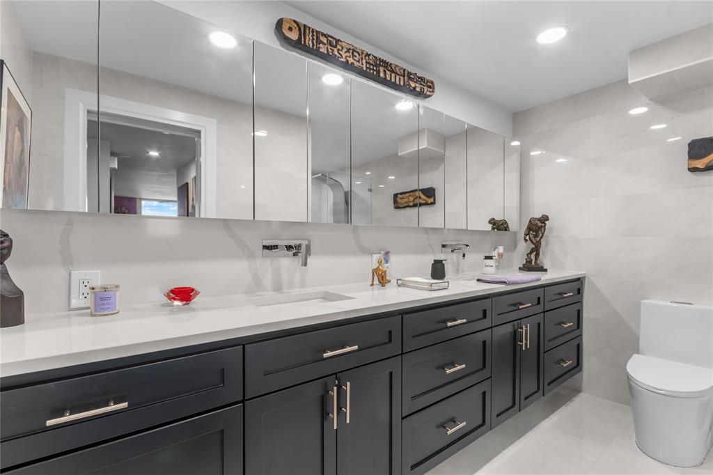 Twenty-One Turtle Creek Condos - Residential