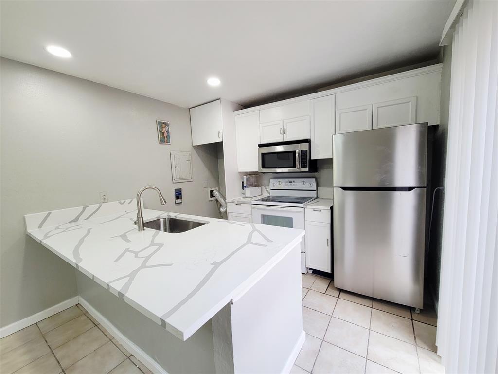 Woodhaven Condo - Residential