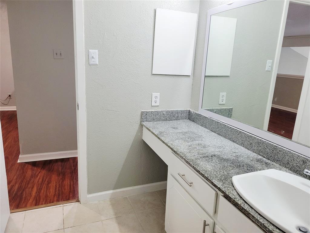 Woodhaven Condo - Residential