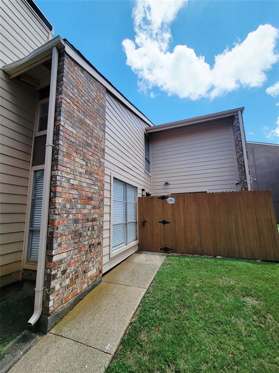 Woodhaven Condo - Residential