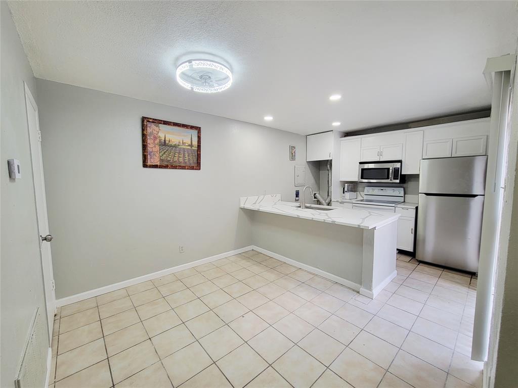 Woodhaven Condo - Residential